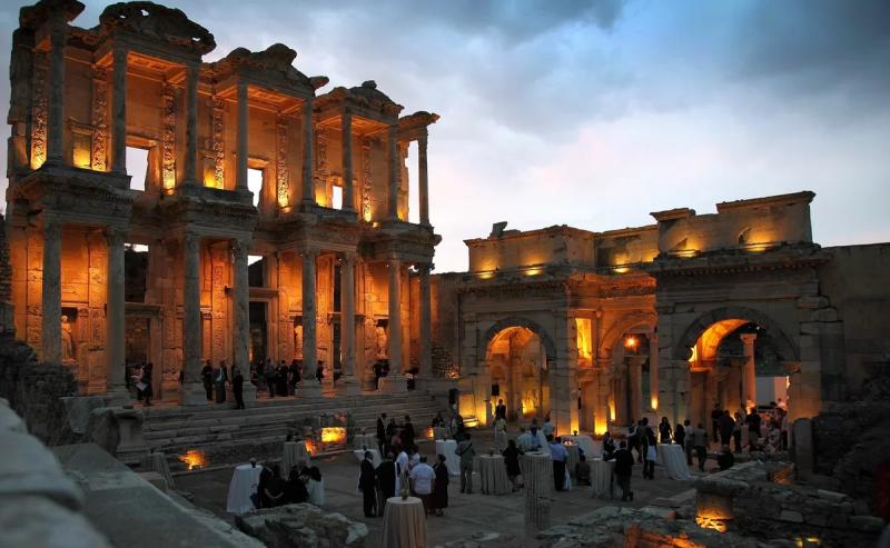 Древние города-музеи Турции можно будет посещать по ночам